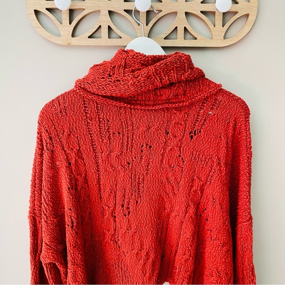 Free People Cropped Cowl Neck Pullover Knit Sweater Red Sz Medium - Picture 7 of 9